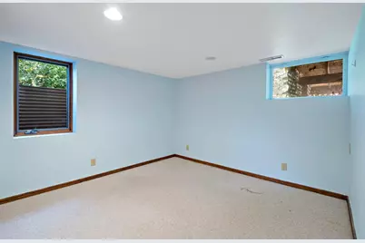 10743 Zenith Avenue S, Bloomington, MN 55431 - Photo 18