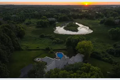 525 Navajo Road W, Medina, MN 55340 - Photo 2