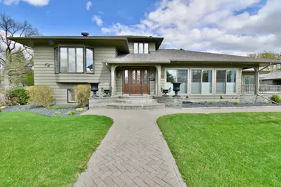 1300 Kilian Boulevard SE, Saint Cloud, MN 56304 - Photo 1