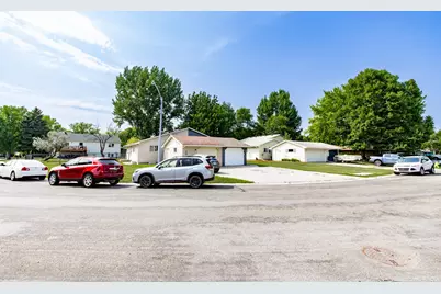 2321 Country Club Parkway, Moorhead, MN 56560 - Photo 56