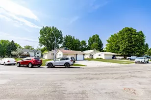 2321 Country Club Pkwy, Moorhead, MN 56560 - Photo 56
