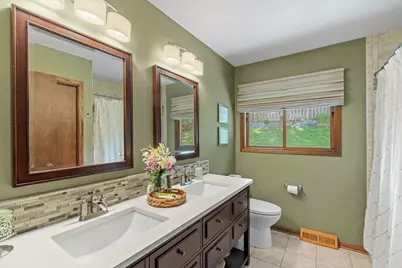 5986 McKinley Street NE, Fridley, MN 55432 - Photo 14