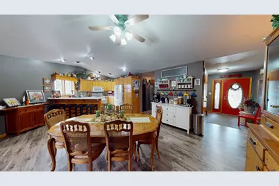 1906 Greenwood Drive, Albert Lea, MN 56007 - Photo 10