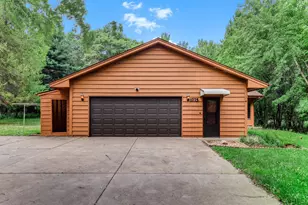 1775 214th Ave NW, Oak Grove, MN 55011 - Photo 2