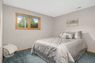 654 Tanglewood Dr, Shoreview, MN 55126 - Photo 24