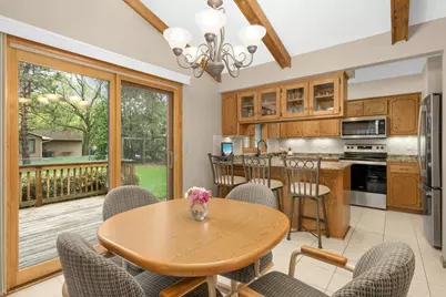 654 Tanglewood Drive, Shoreview, MN 55126 - Photo 8