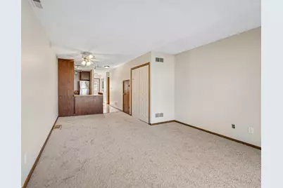 846 Woodgate Drive #213, Vadnais Heights, MN 55127 - Photo 12