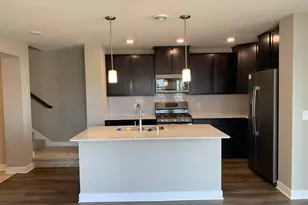 4825 Martingale Dr, Woodbury, MN 55129 - Photo 4
