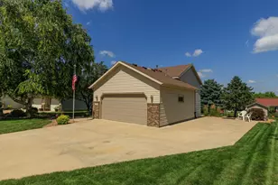 3401 Arbor Dr NW, Rochester, MN 55901 - Photo 28