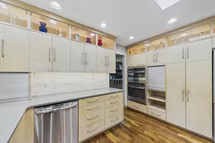 30 B St, Saint Paul, MN 55106 - Photo 8