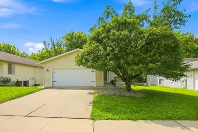 3814 Strathmore Lane SE, Rochester, MN 55904 - Photo 2
