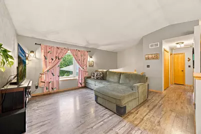 3814 Strathmore Lane SE, Rochester, MN 55904 - Photo 10