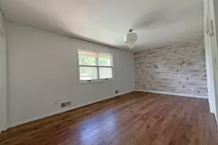 4497 S Oak Leaf Ct, Vadnais Heights, MN 55127 - Photo 24
