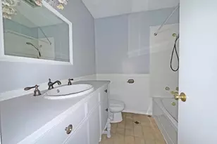 4497 S Oak Leaf Ct, Vadnais Heights, MN 55127 - Photo 18
