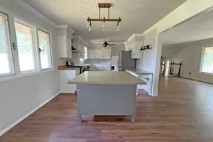 4497 S Oak Leaf Ct, Vadnais Heights, MN 55127 - Photo 6