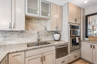19 S 1st Street #B204, Minneapolis, MN 55401 - Photo 2