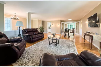2211 Lenwood Drive SW, Rochester, MN 55902 - Photo 8