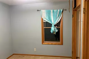 408 Southview Dr, Marshall, MN 56258 - Photo 14