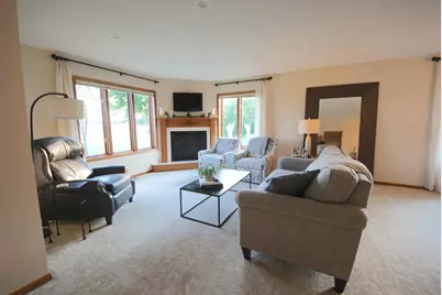 580 Southwind Drive, Fairmont, MN 56031 - Photo 4