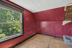 2317 W 4th St, Duluth, MN 55806 - Photo 8