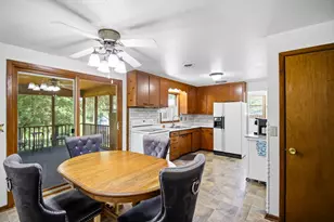 922 Westwood Dr, Faribault, MN 55021 - Photo 10