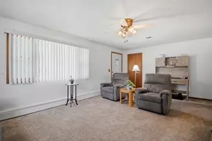 922 Westwood Dr, Faribault, MN 55021 - Photo 2