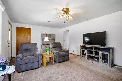 922 Westwood Drive, Faribault, MN 55021 - Photo 4