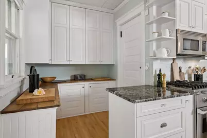 2105 Girard Avenue S, Minneapolis, MN 55405 - Photo 28