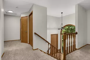 2064 Pin Oak Dr, Eagan, MN 55122 - Photo 20