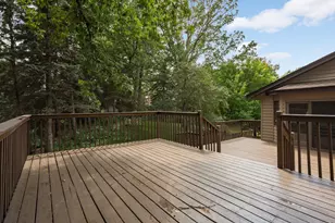 2064 Pin Oak Dr, Eagan, MN 55122 - Photo 40