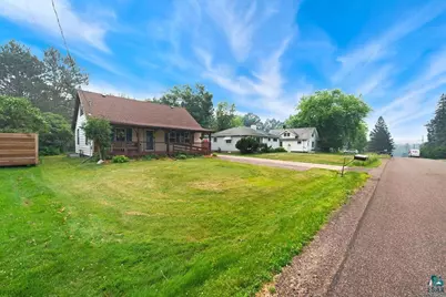 220 E Locust Street, Duluth, MN 55811 - Photo 2