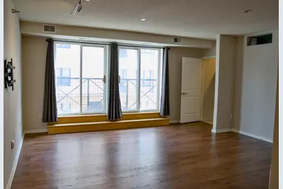 445 Wacouta Street #201, Saint Paul, MN 55101 - Photo 2