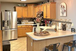 2352 Oakridge Cir, Hudson, WI 54016 - Photo 8