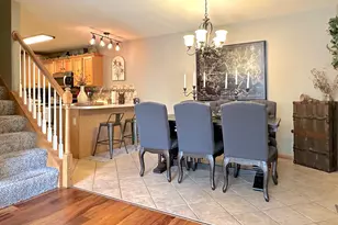 2352 Oakridge Cir, Hudson, WI 54016 - Photo 6