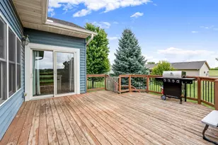 375 Hickory Ln NE, Owatonna, MN 55060 - Photo 10