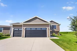 57 4th Ave SE, Kasson, MN 55944 - Photo 2