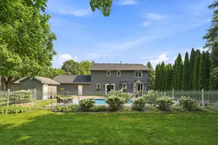 352 Wyndham Cir E, New Brighton, MN 55112 - Photo 56