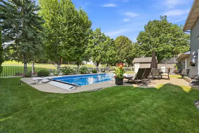 352 Wyndham Circle E, New Brighton, MN 55112 - Photo 18