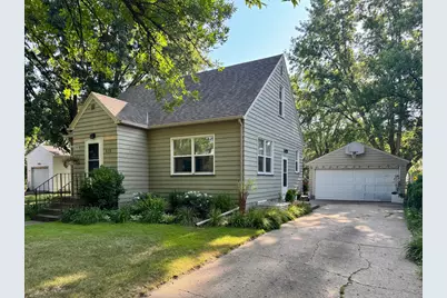 515 N Halvorson Street, Redwood Falls, MN 56283 - Photo 2