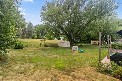 1716 County Road C E, Maplewood, MN 55109 - Photo 30