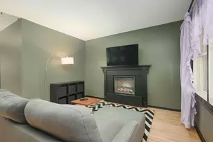 1118 Adams St NE, Minneapolis, MN 55413 - Photo 6