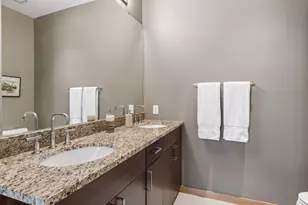 201 S 11th St, Minneapolis, MN 55403 - Photo 18