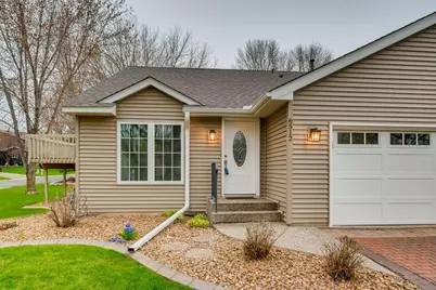 6512 Gray Fox Curve, Chanhassen, MN 55317 - Photo 2