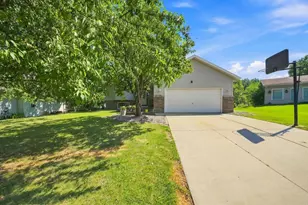 2710 60th St NW, Rochester, MN 55901 - Photo 1