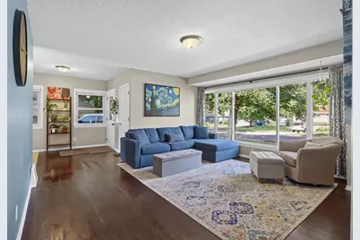 3340 Noble Avenue N, Golden Valley, MN 55422 - Photo 4