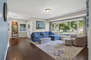 3340 Noble Ave N, Golden Valley, MN 55422 - Photo 4