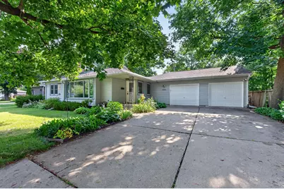 3340 Noble Avenue N, Golden Valley, MN 55422 - Photo 2