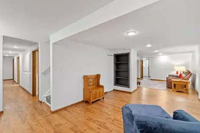 9424 Chicago Avenue S, Bloomington, MN 55420 - Photo 24