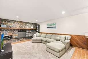 445 Gramsie Rd, Shoreview, MN 55126 - Photo 24