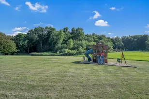 1957 243rd Ave, Truman, MN 56088 - Photo 14